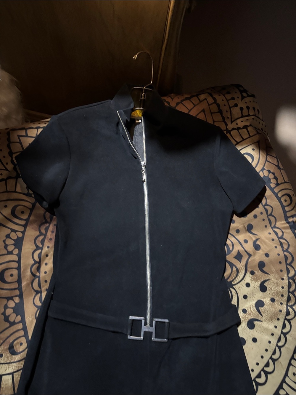 Cache Black Short-Sleeve Maxi Dress with Front Zip and Belt Detail